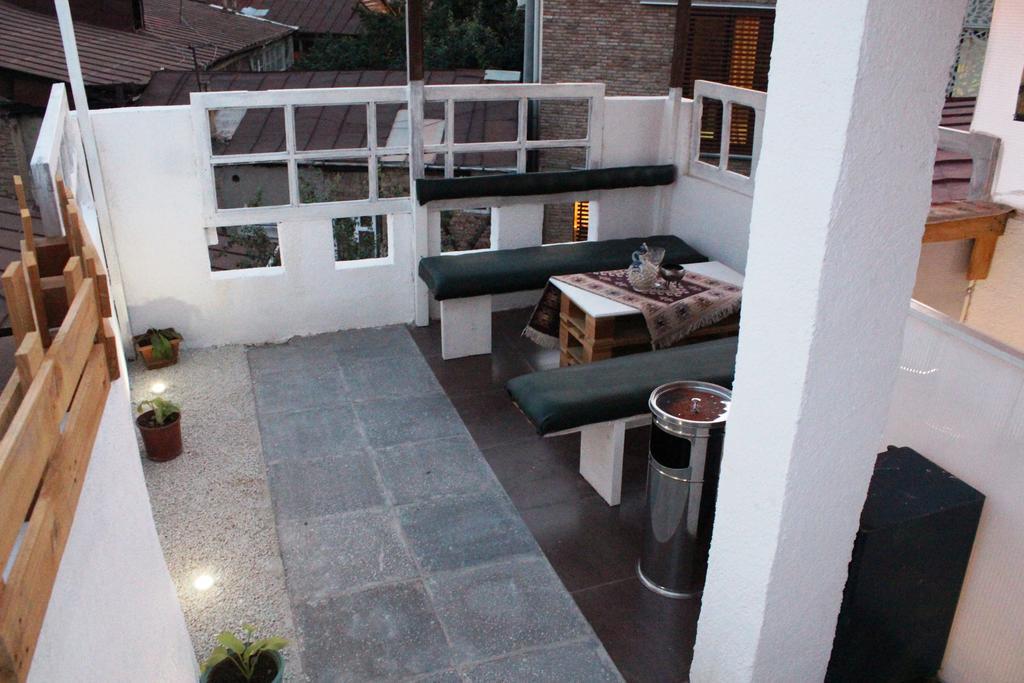 Old Town Studio With Picture Perfect Terrace ! Тбилиси Экстерьер фото